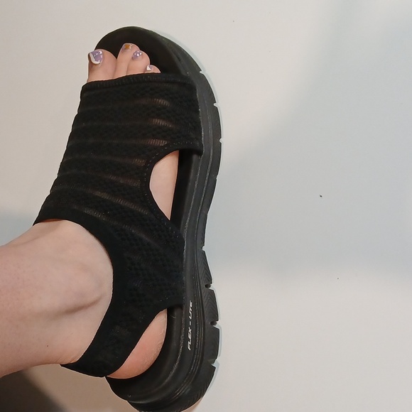 Skechers Cali Flex Black Yoga Foam Slingback Sandals Women's Size 7.5 - Picture 7 of 7